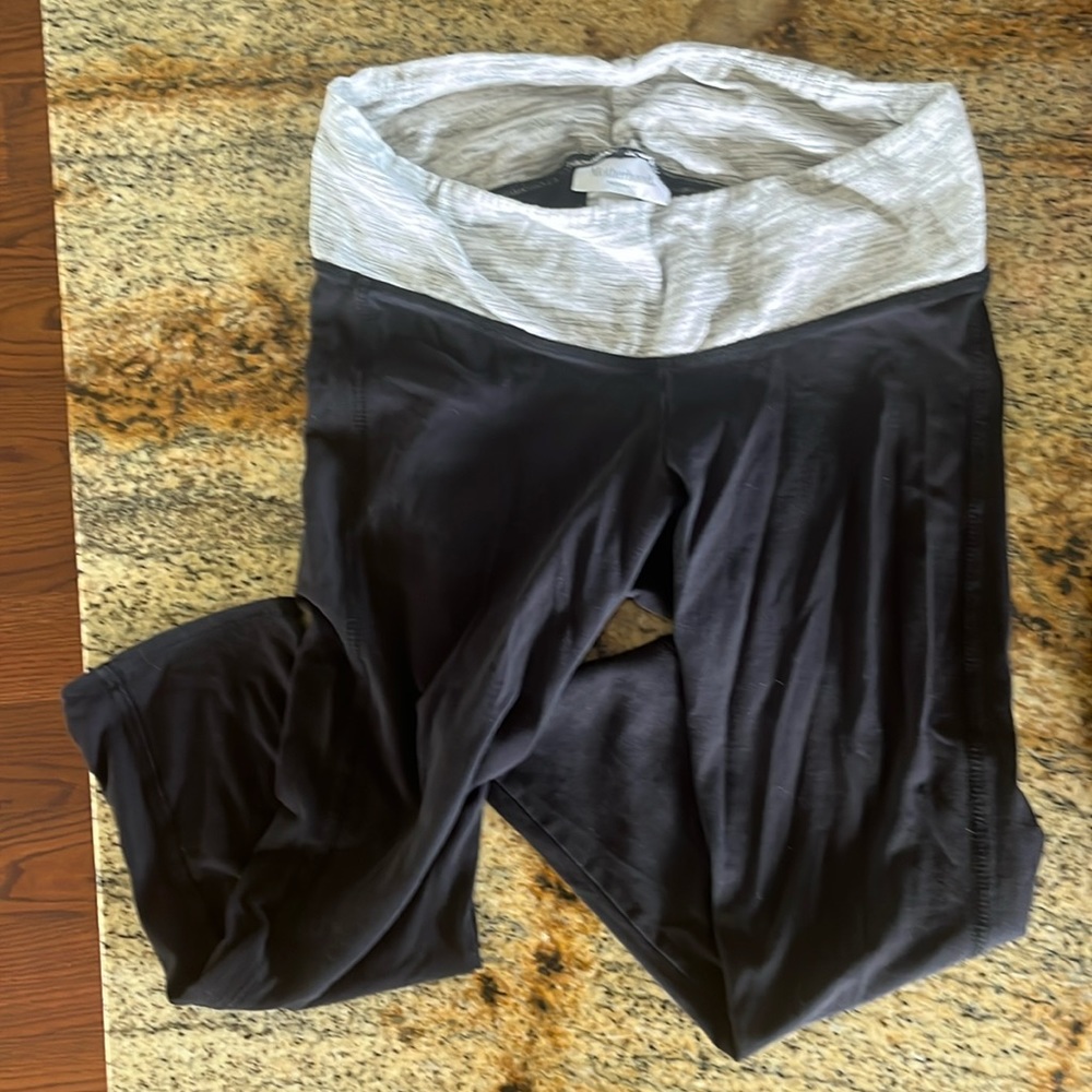 Motherhood Maternity Leggings